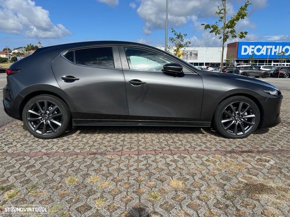 Mazda 3 - 8