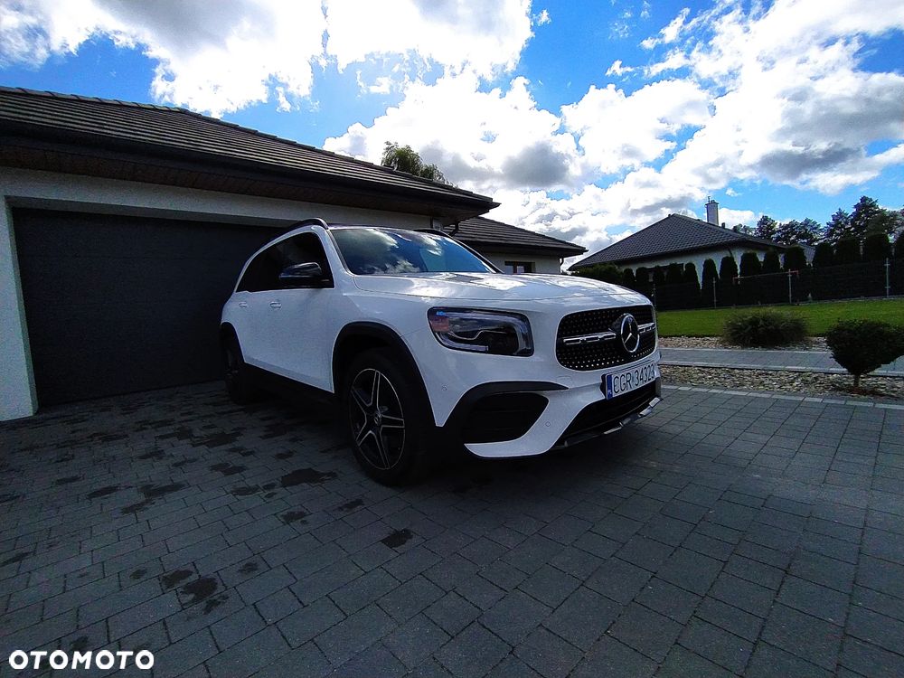 Mercedes-Benz GLB 250 4-Matic AMG Line 8G-DCT - 4
