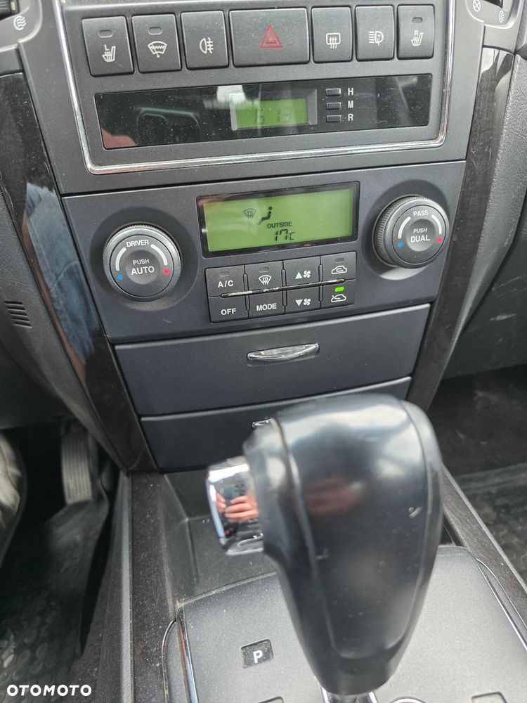 Kia Sorento 2.5 CRDi Escape - 15