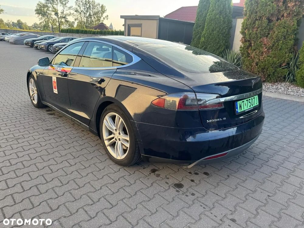 Tesla Model S Standard - 7