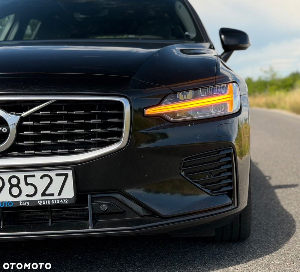 Volvo V60 T8 AWD Twin Engine Geartronic R-Design - 30