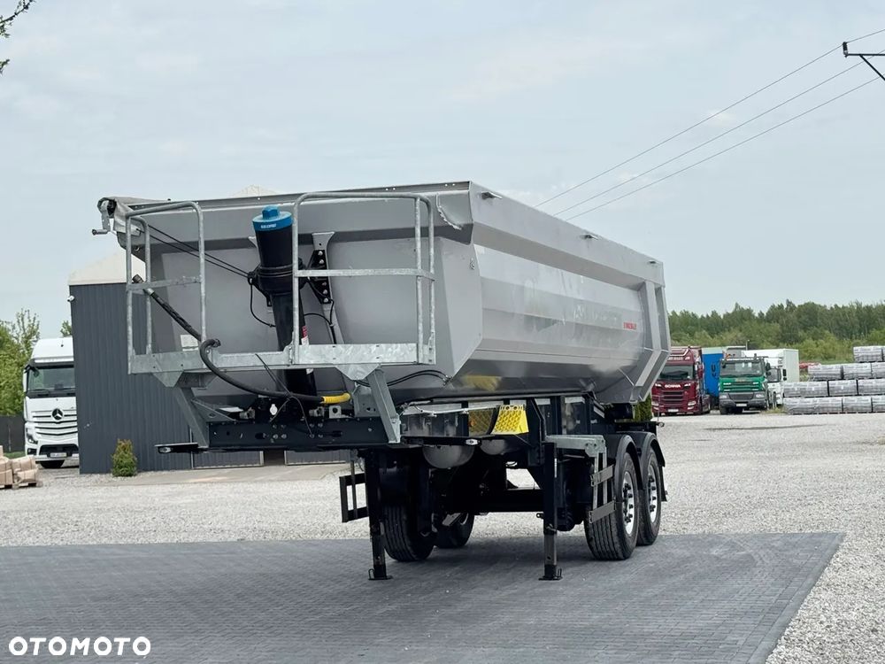 Schwarzmuller H-K SERIE/ WAGA 5600 kg / PODNOSZONA OŚ  / DMC 36000 KG / IDEALNY STAN - 3