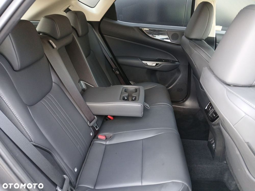 Lexus NX 350h Prestige AWD - 28