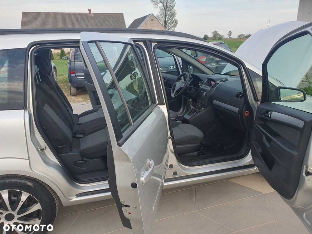 Opel Zafira - 7