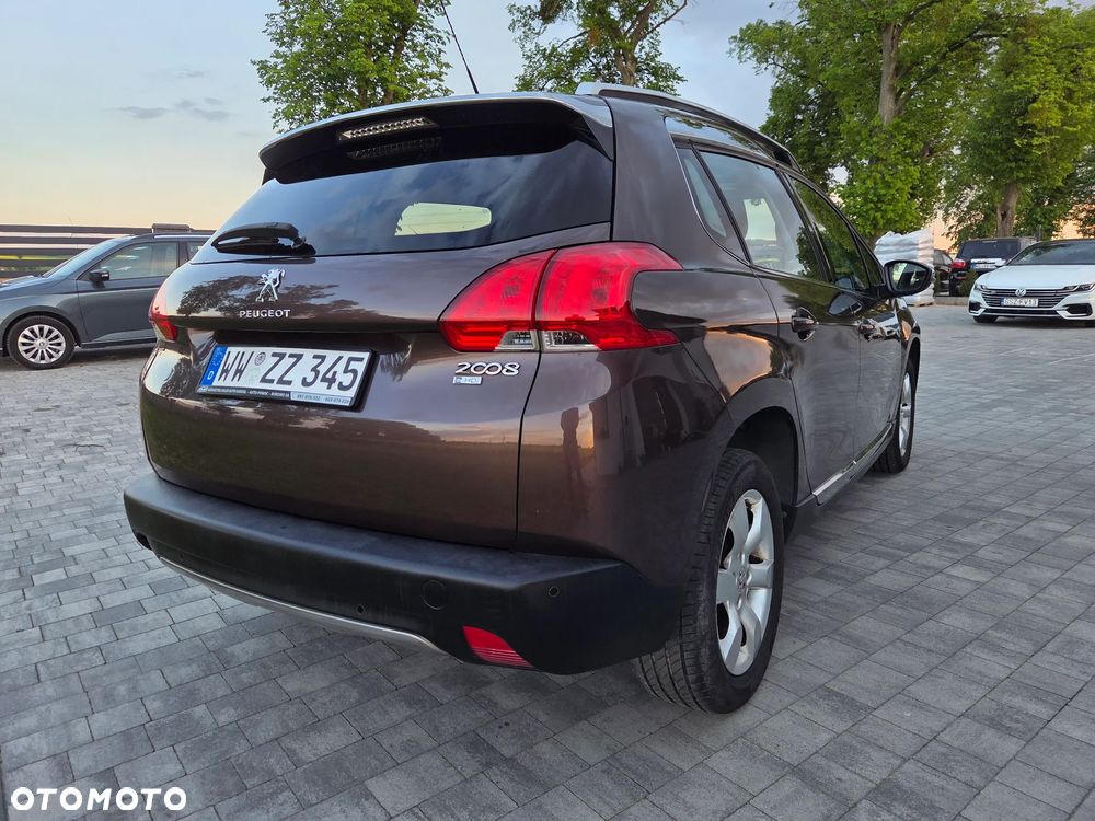 Peugeot 2008 e-HDi FAP 115 STOP & START Allure - 10