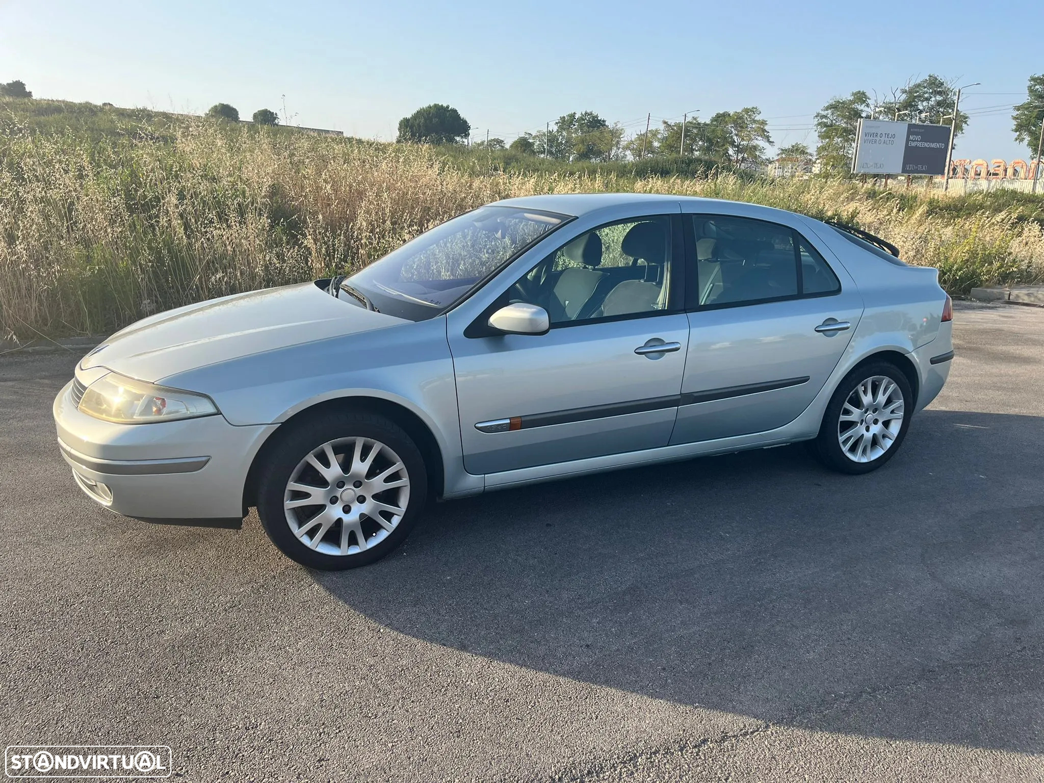 Renault Laguna 1.9 dCi Privilège - 11