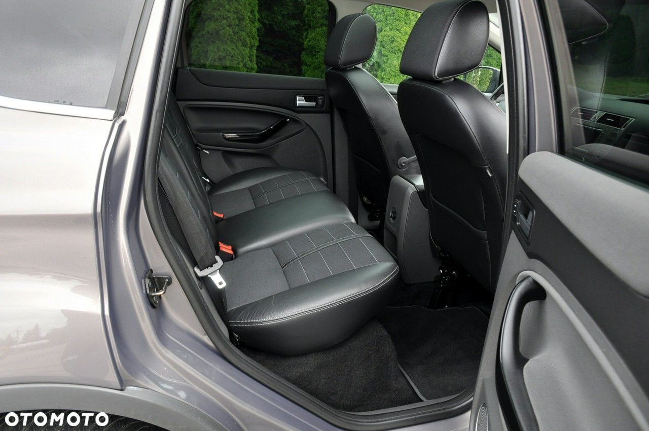 Ford Kuga - 19