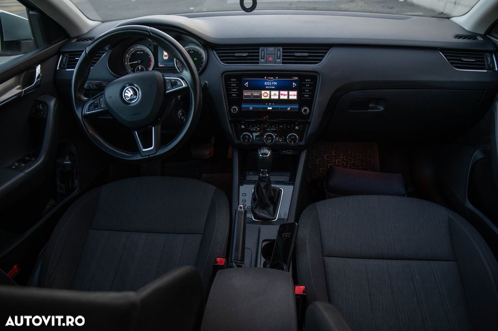 Skoda Octavia 1.0 TSI DSG Style - 4