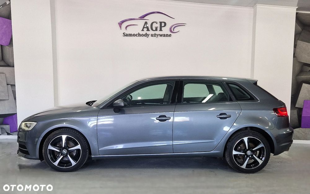 Audi A3 Sportback - 11