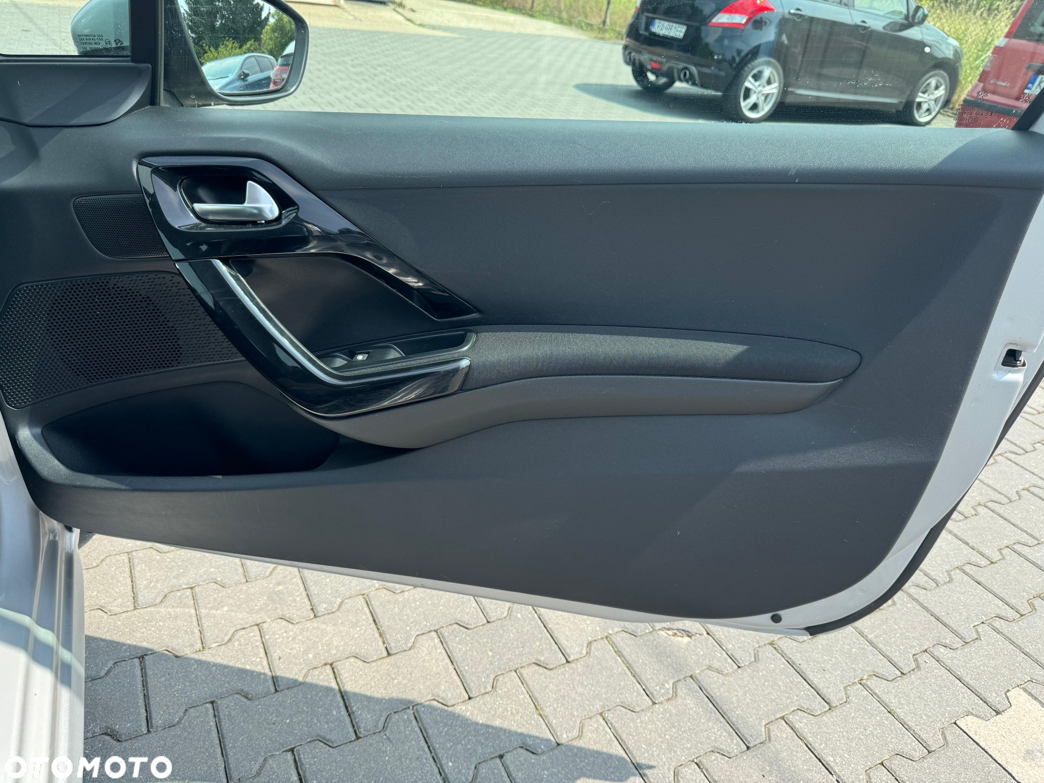 Peugeot 208 1.2 PureTech Active - 17