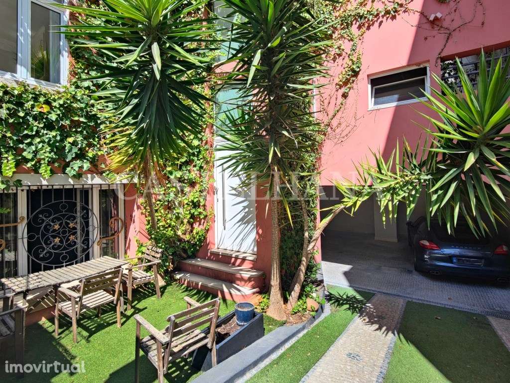 Moradia T4 com piscina aquecida e 2 lugares de estacionamento em Ar... - Grande imagem: 3/33