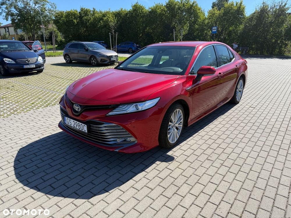Toyota Camry 2.5 Hybrid Executive CVT - 1