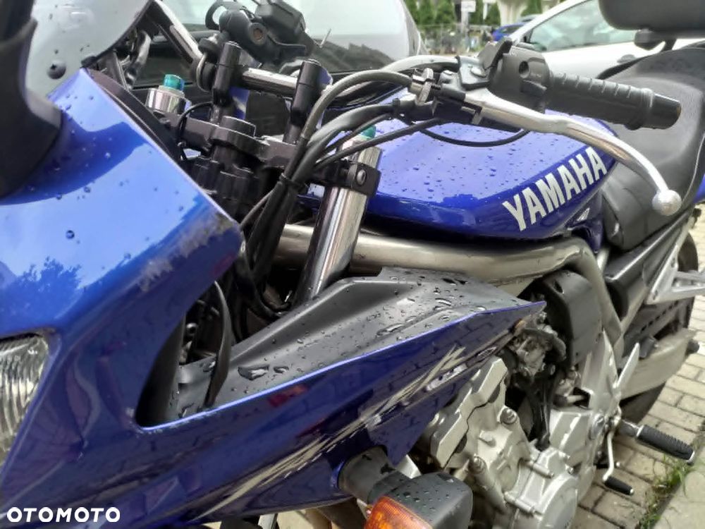 Yamaha FZS - 7