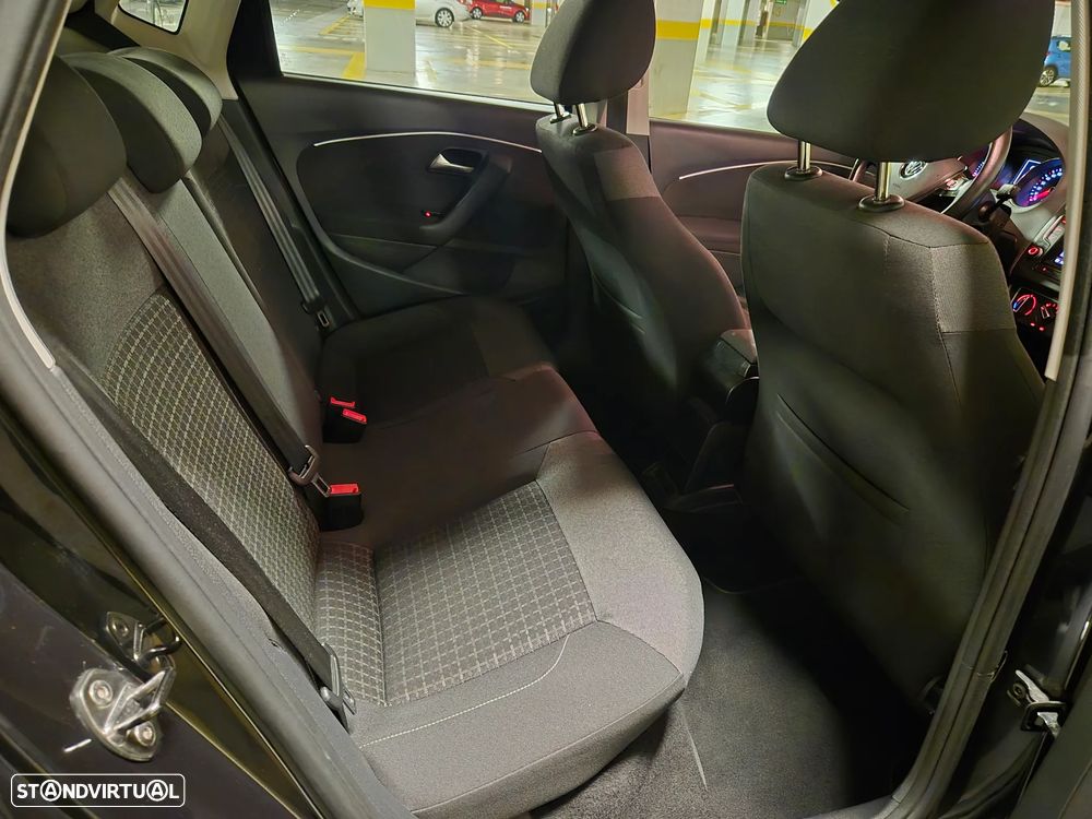 VW Polo 1.0 Confortline - 29