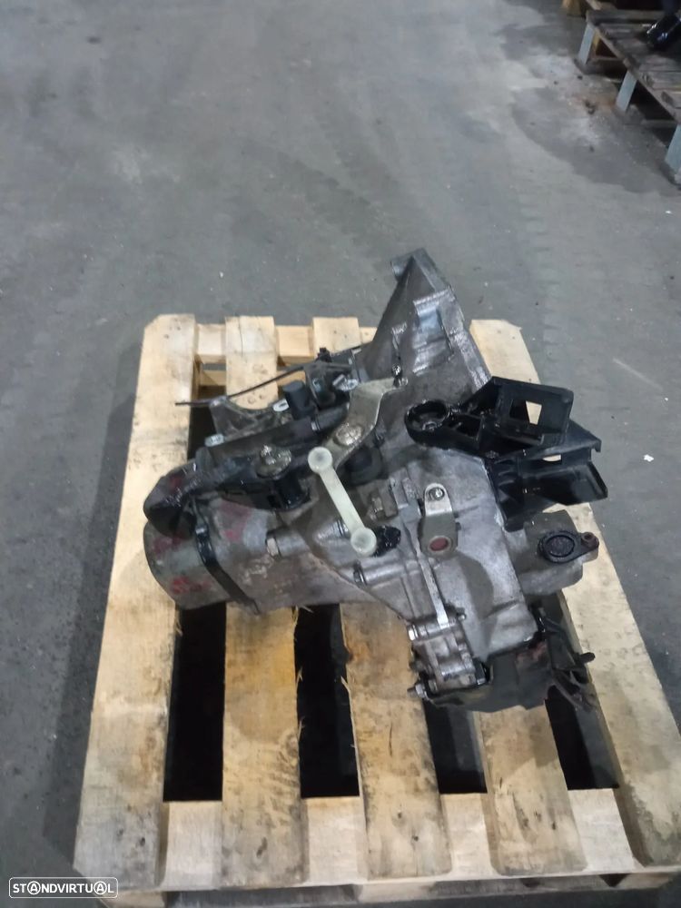 Caixa de velocidades Peugeot 207 1.6i 16V REF: 20CQ28 - 9