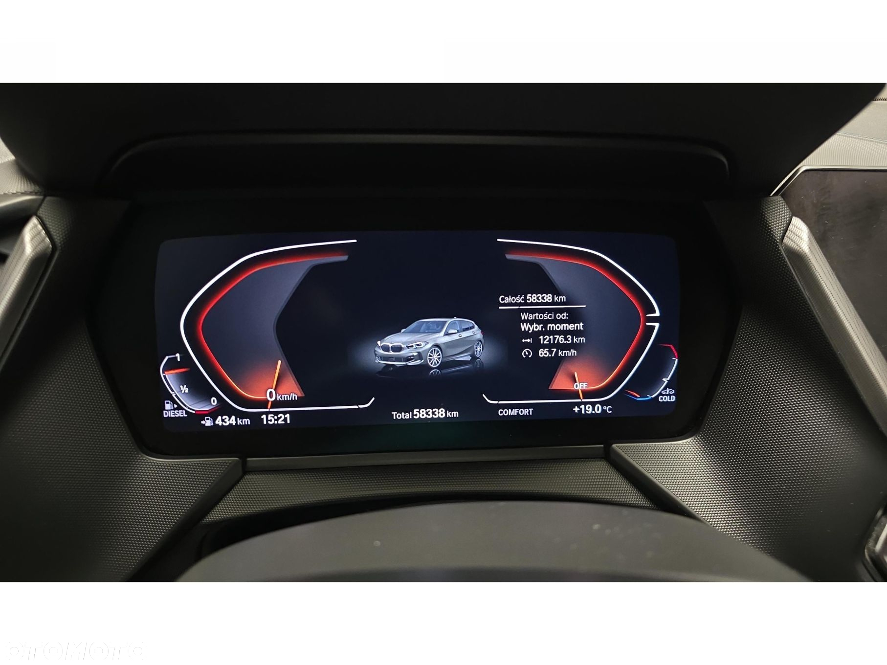 BMW Seria 1 - 21