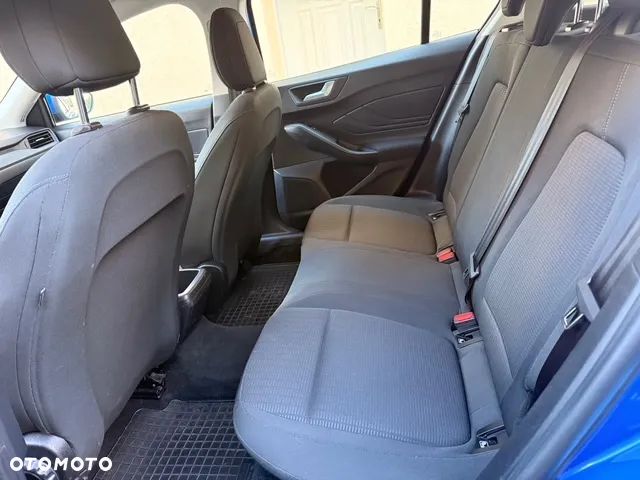 Ford Focus 1.5 TDCi SYNC Edition ASS - 8