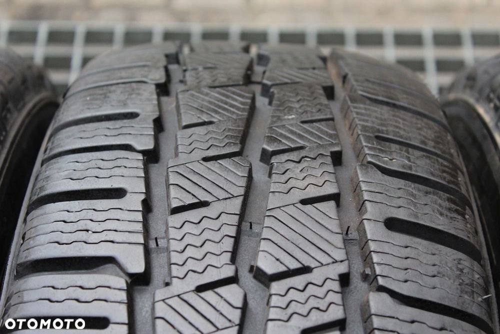 4x 225/70R15C MICHELIN AGILIS ALPIN 112/110R 16r 9mm - 4