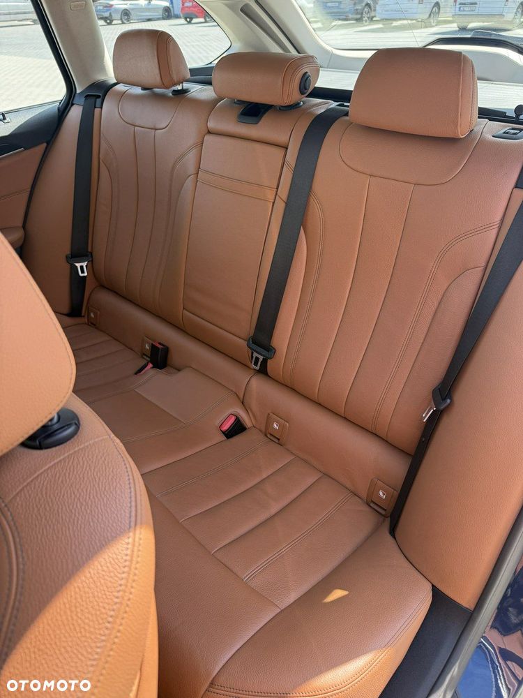 BMW Seria 5 520d M Sport Edition - 13