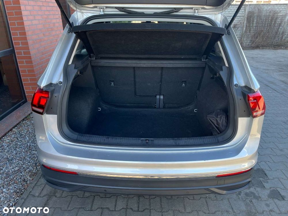 Volkswagen Tiguan 2.0 TDI SCR Elegance DSG - 28