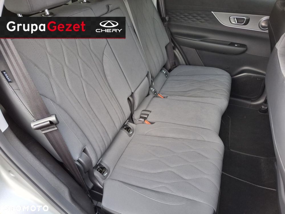 Chery Tiggo 8 1.5 T-GDI Super Hybrid Prestige DCT - 13