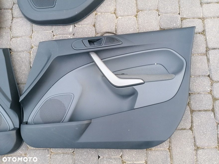 FORD FIESTA MK7 BOCZKI TAPICERKI DRZWI EUROPA KPL - 3