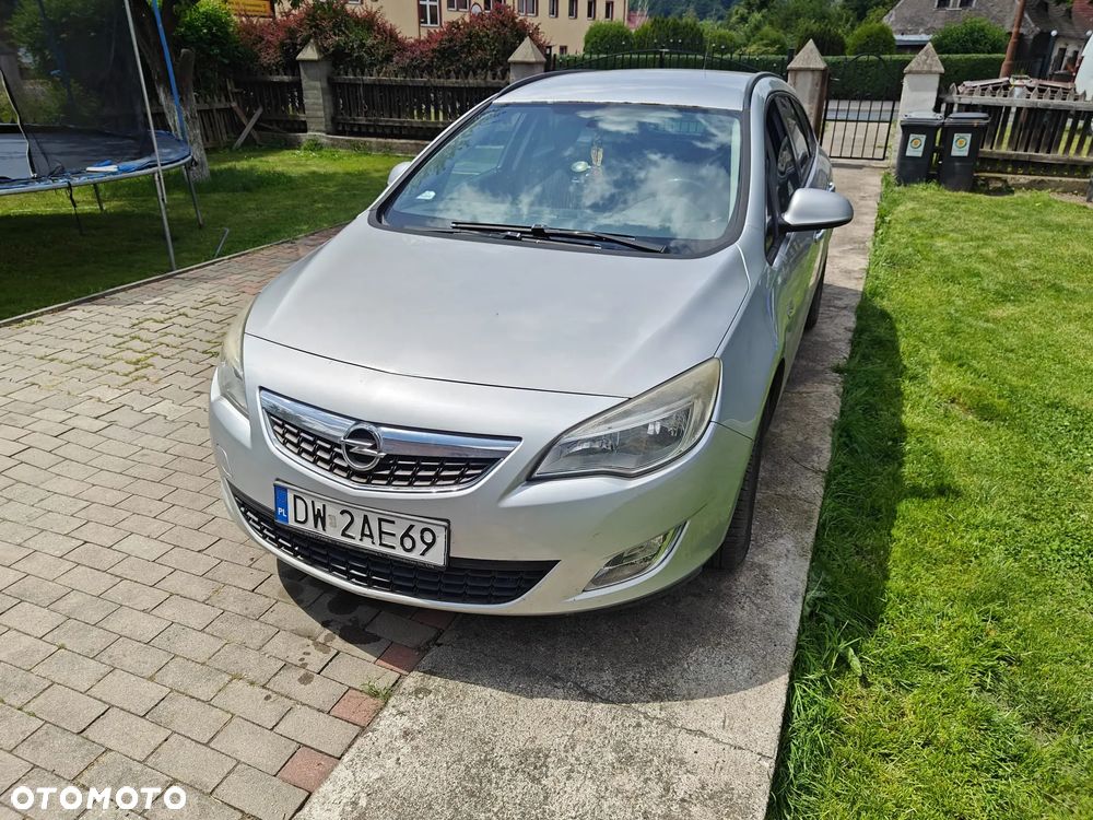 Opel Astra 1.4 Turbo - 1