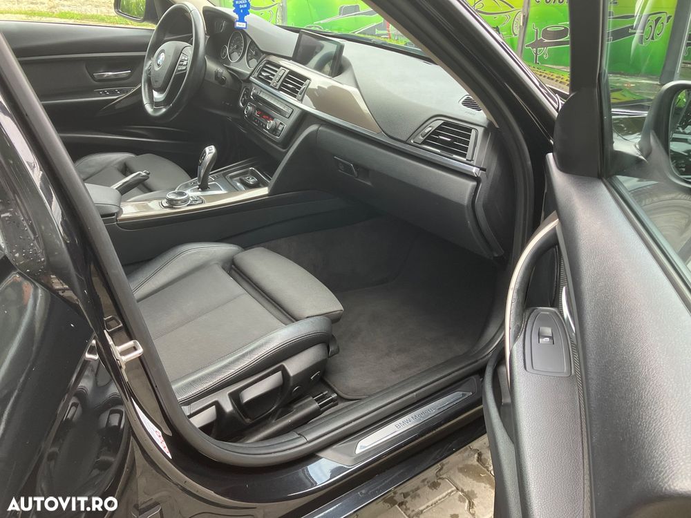 BMW Seria 3 320d Touring Aut. Efficient Dynamics Edition Blue Perf. Modern Line - 26