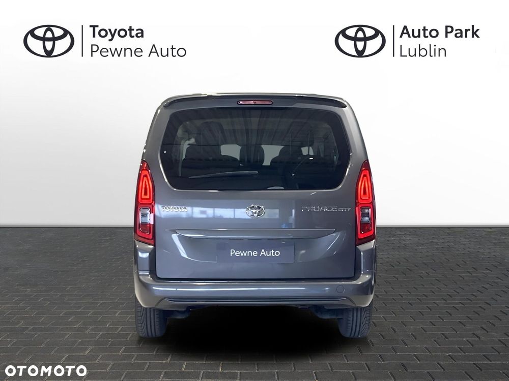 Toyota Proace City Verso Long 1.2 D-4T Business - 4