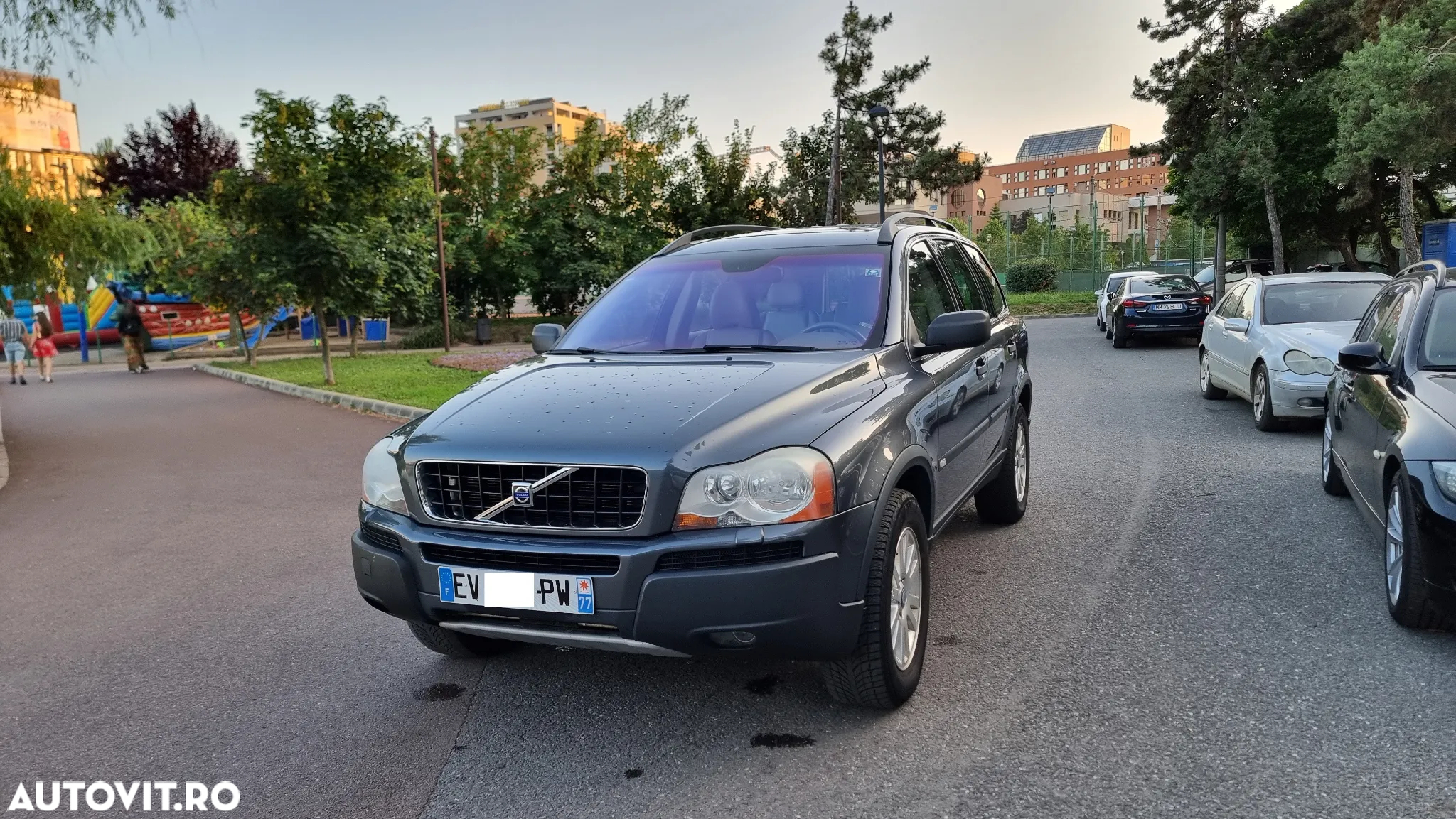 Volvo XC 90 - 6