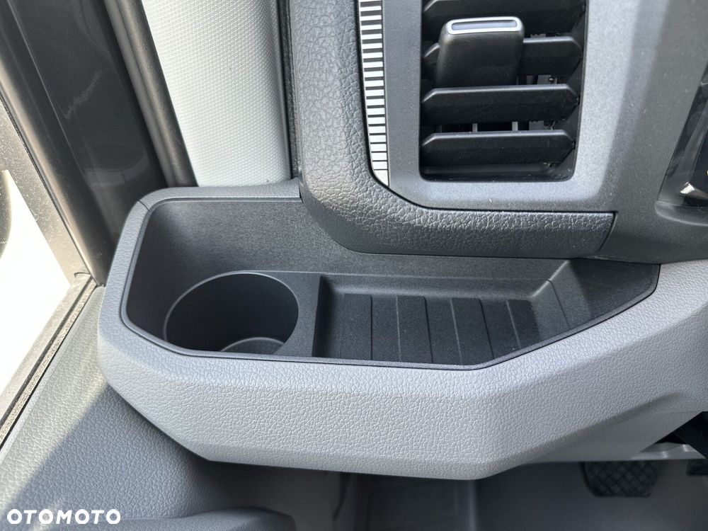 Volkswagen Crafter - 21