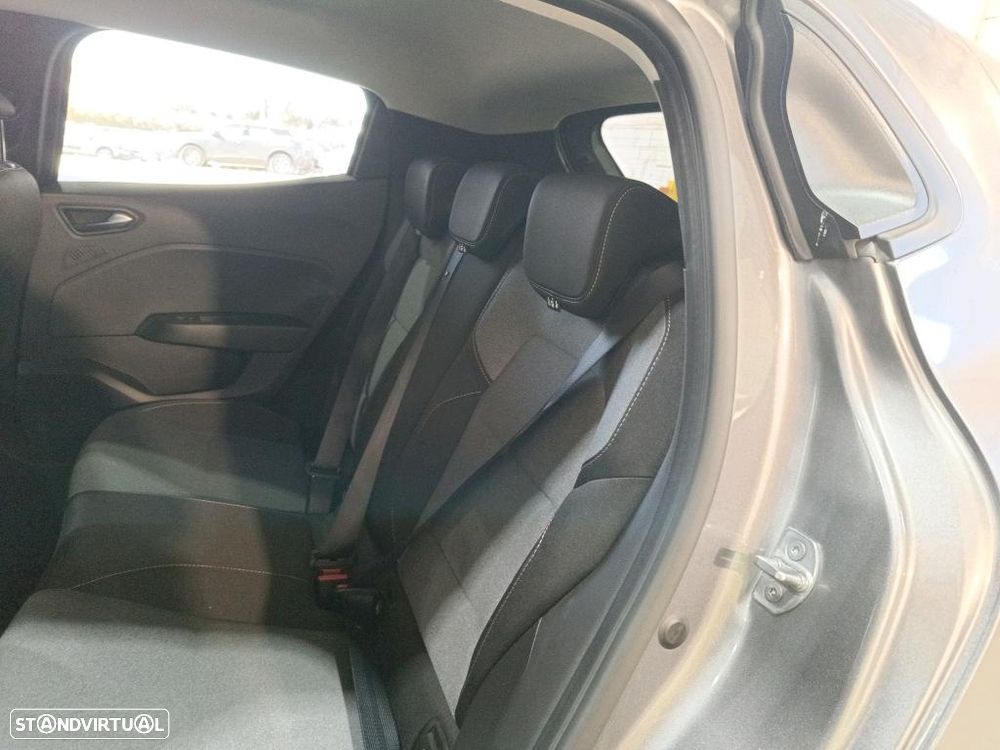 Renault Clio 1.0 TCe Evolution Bi-Fuel - 8