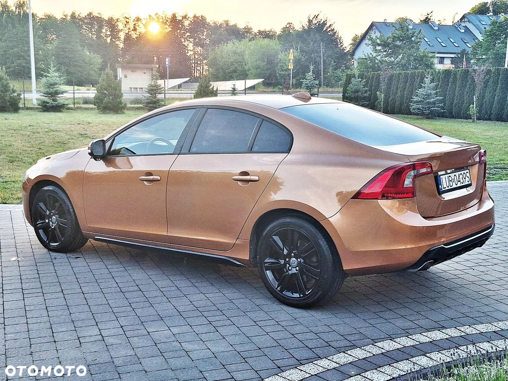 Volvo S60 D3 Geartronic - 8