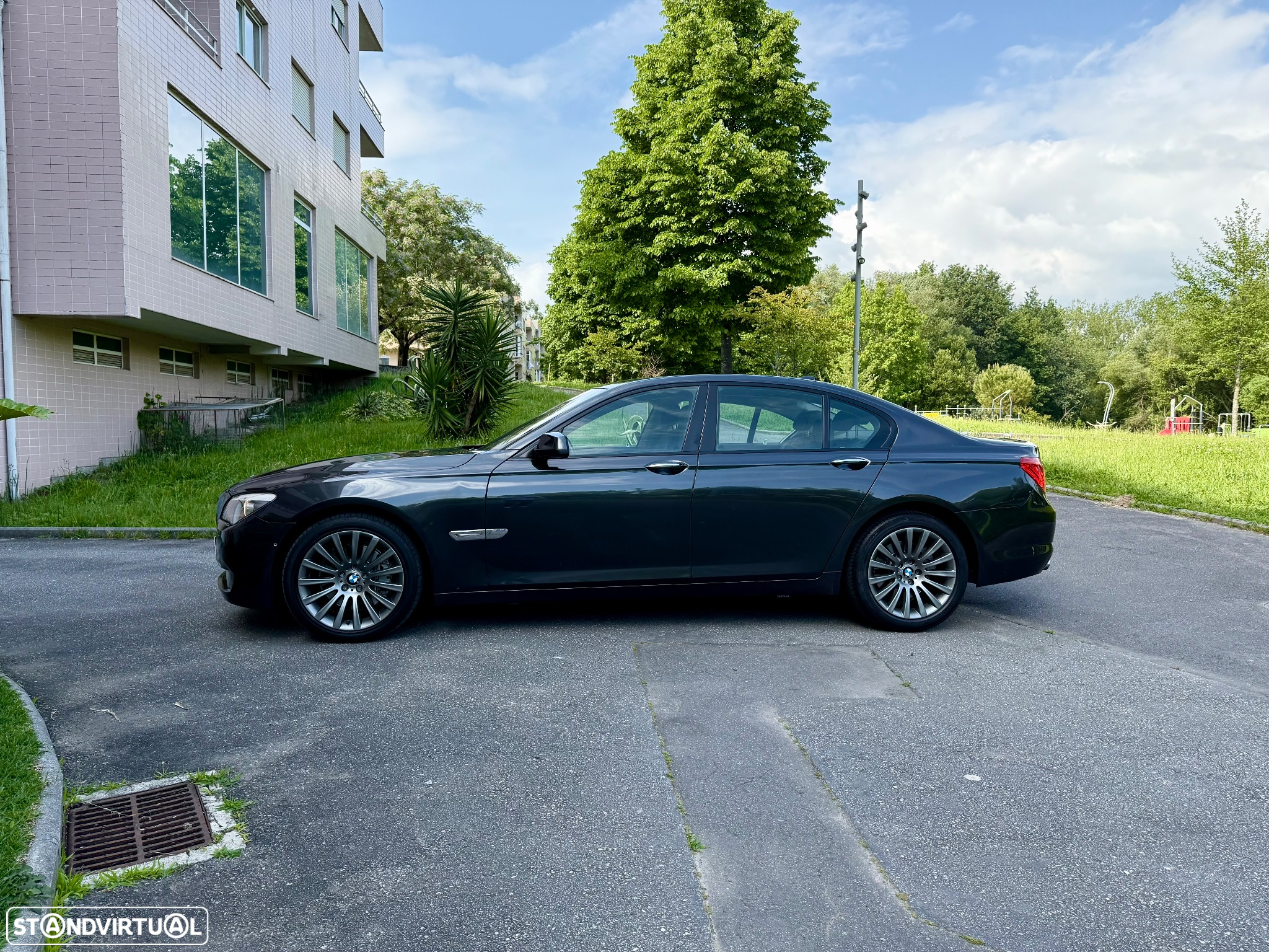 BMW 730 d Pack M - 4