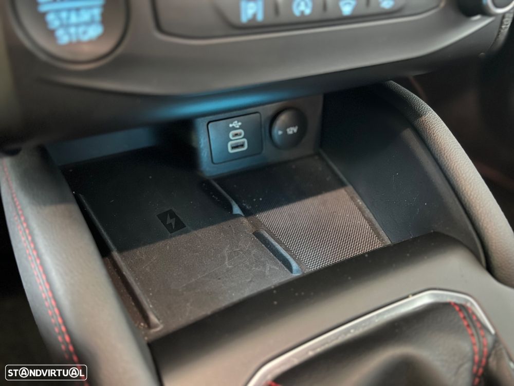 Ford Focus 1.0 EcoBoost MHEV ST-Line X - 12