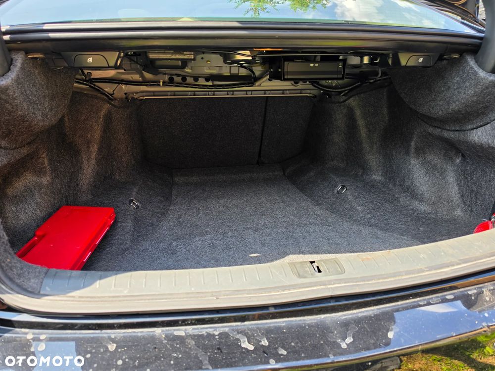 Honda Accord 2.0 Executive Nav - 24