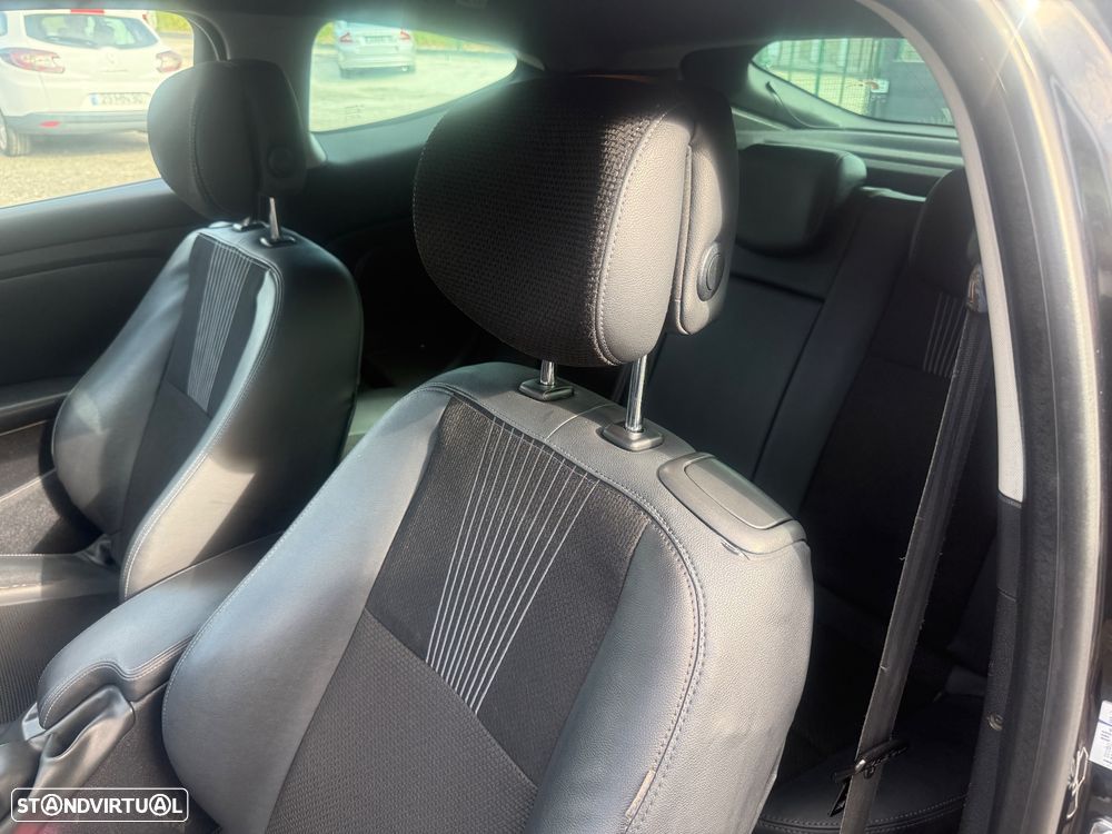 Renault Mégane Coupe 1.5 dCi Dynamique CO2 Champion - 23