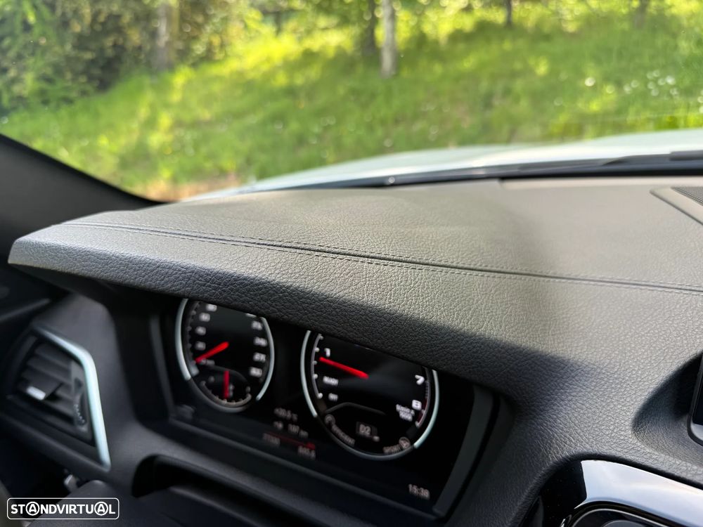BMW M2 Competition - 11