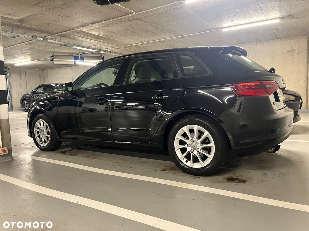 Audi A3 Sportback 1.4 TFSI Ambition - 23