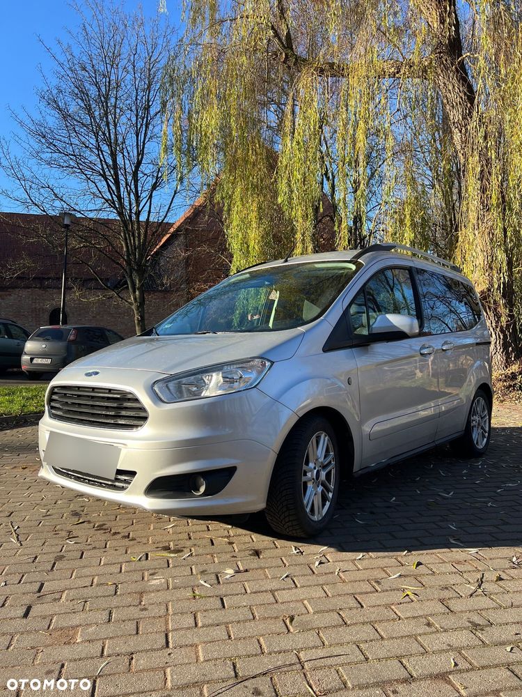 Ford Tourneo Courier - 1