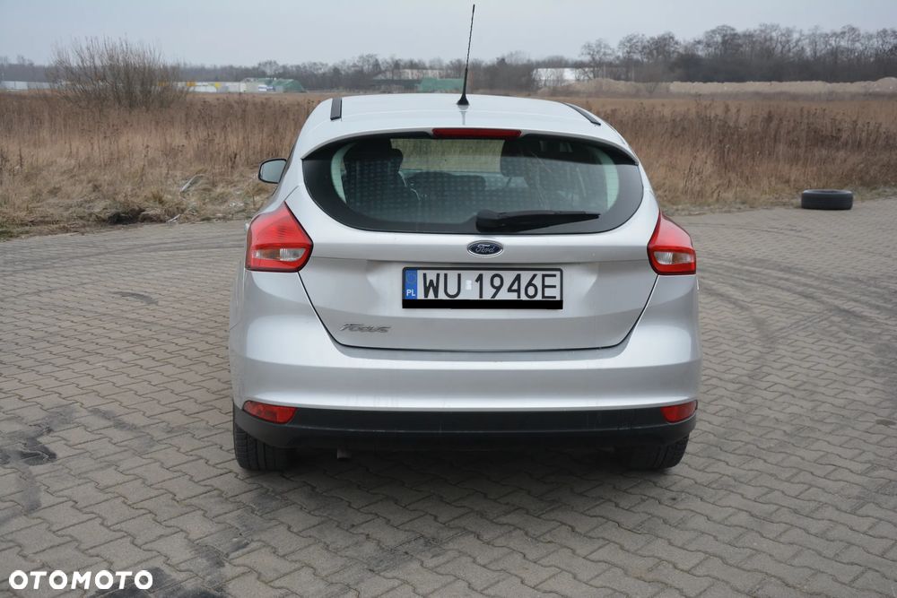 Ford Focus 1.6 Trend - 5
