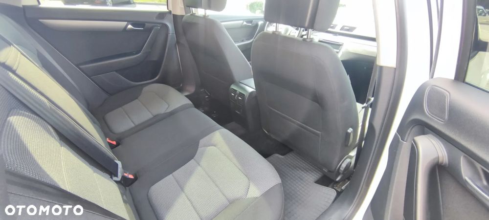 Volkswagen Passat 1.4 TSI BMT Comfortline DSG - 19