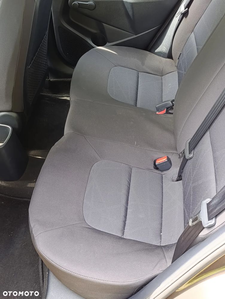Kia Rio 1.2 M (klm) - 19