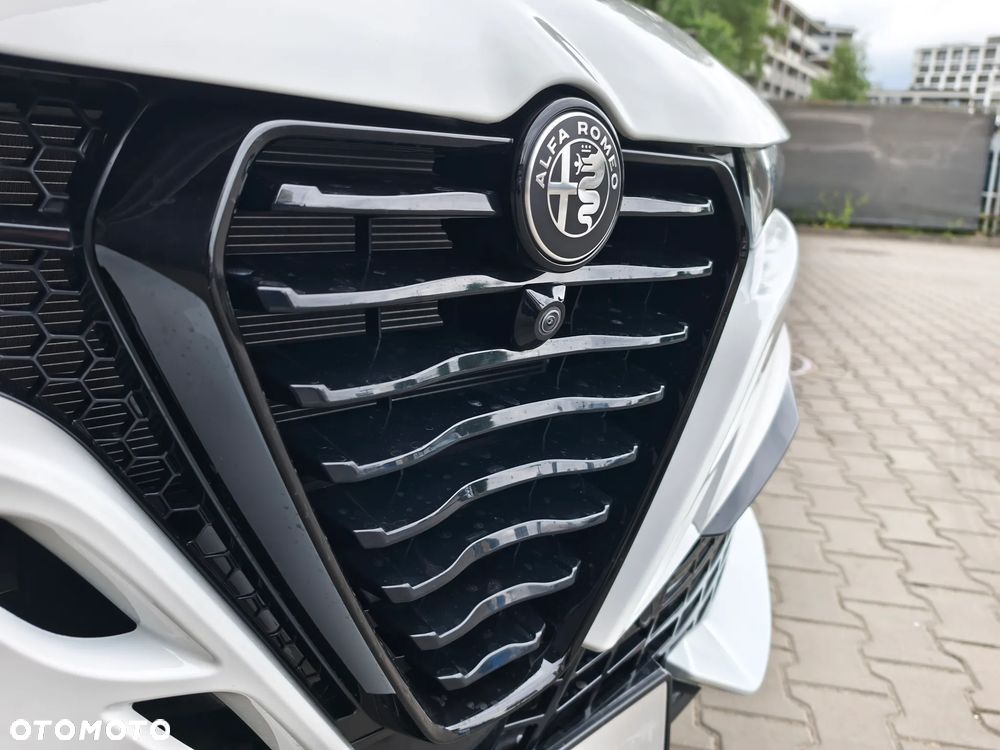 Alfa Romeo Tonale 1.5 T4 GSE mHEV Veloce DCT - 16