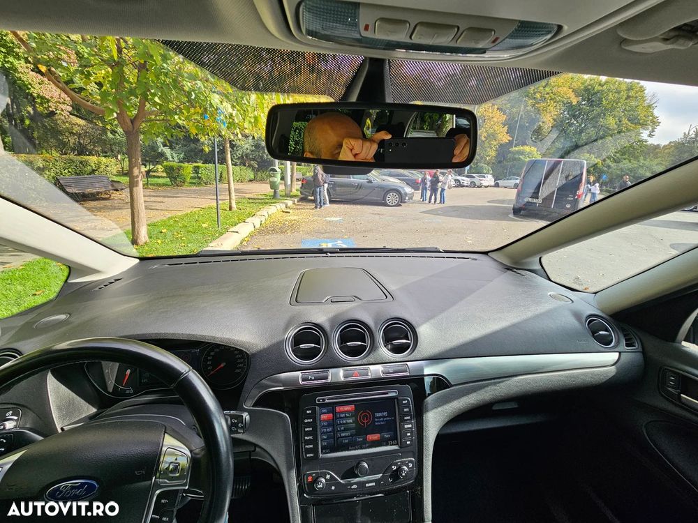 Ford Galaxy - 7