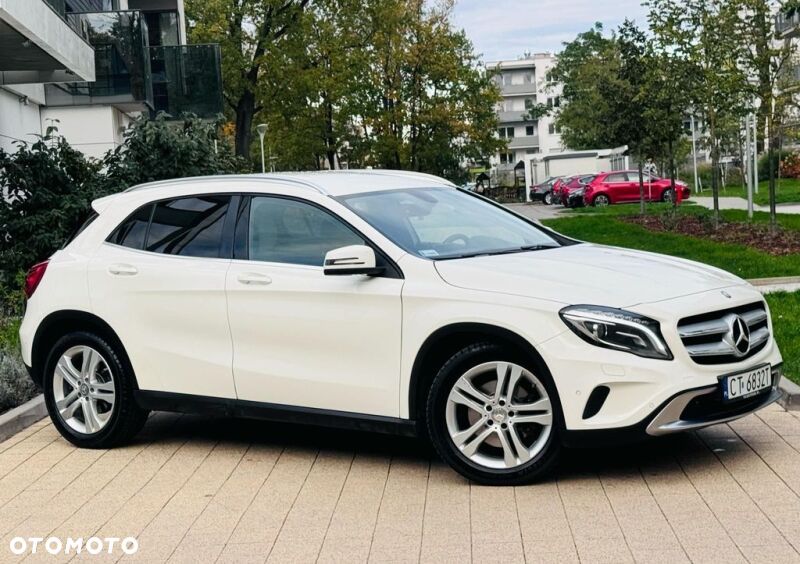 Mercedes-Benz GLA 250 4-Matic - 20