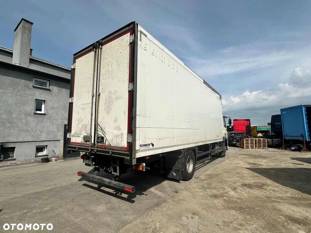 DAF CF310 - 4