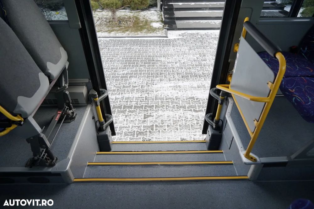 Mercedes-Benz INTOURO / EURO 5 / MANUALĂ / AER CONDIȚIONAT / IMPORTAT / - 35