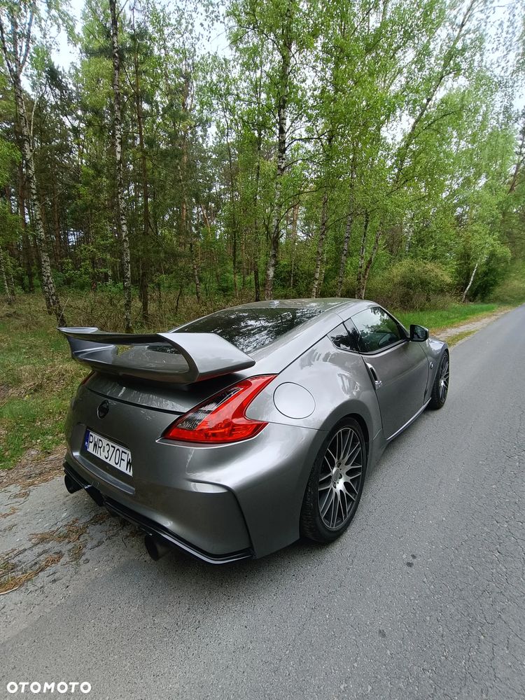 Nissan 370 Z - 10
