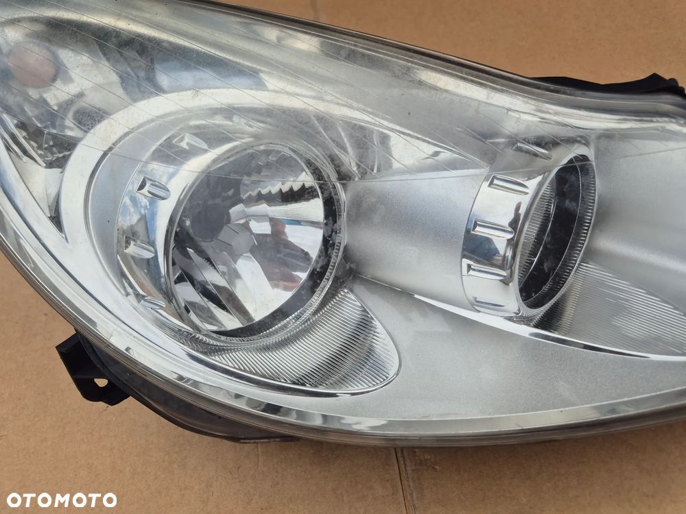 Opel Corsa D lampa prawa.2006-2011.Valeo.EU. - 3